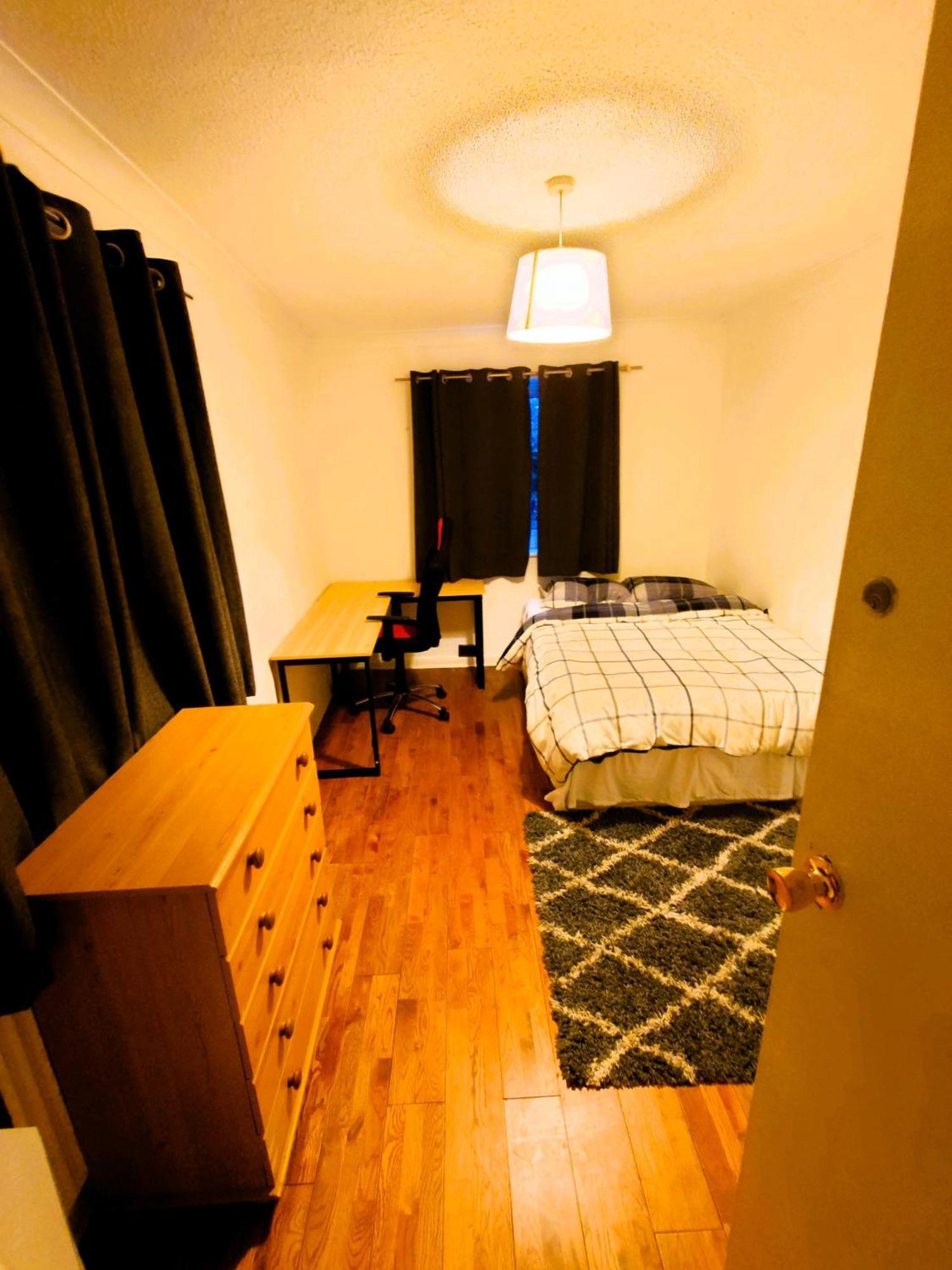 Edwardian 4 Bedrooms With 4 Bathrooms Townhouse, Next To Underground, Accommodates 10 People Londres Extérieur photo